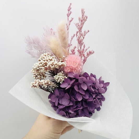 Dried flower posie // purples